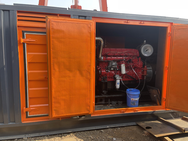 固始柴油发电机组在高温环境下运行时需要注意哪些问题？